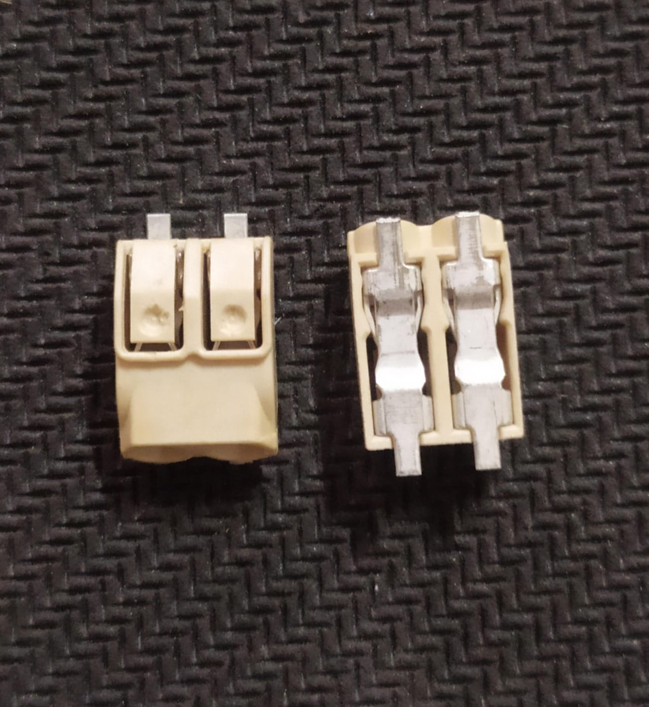 2060 2 Pin SMD Terminal Connector pitch 4mm ET7539