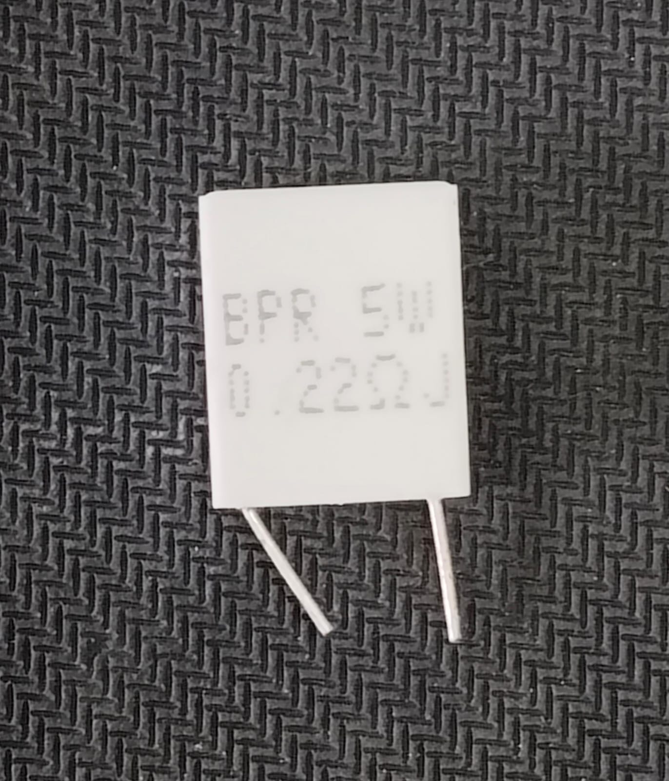 0.22 ohm 5W WIRE WOUND RESISTOR 0E22 0R22 vertical ETA2104