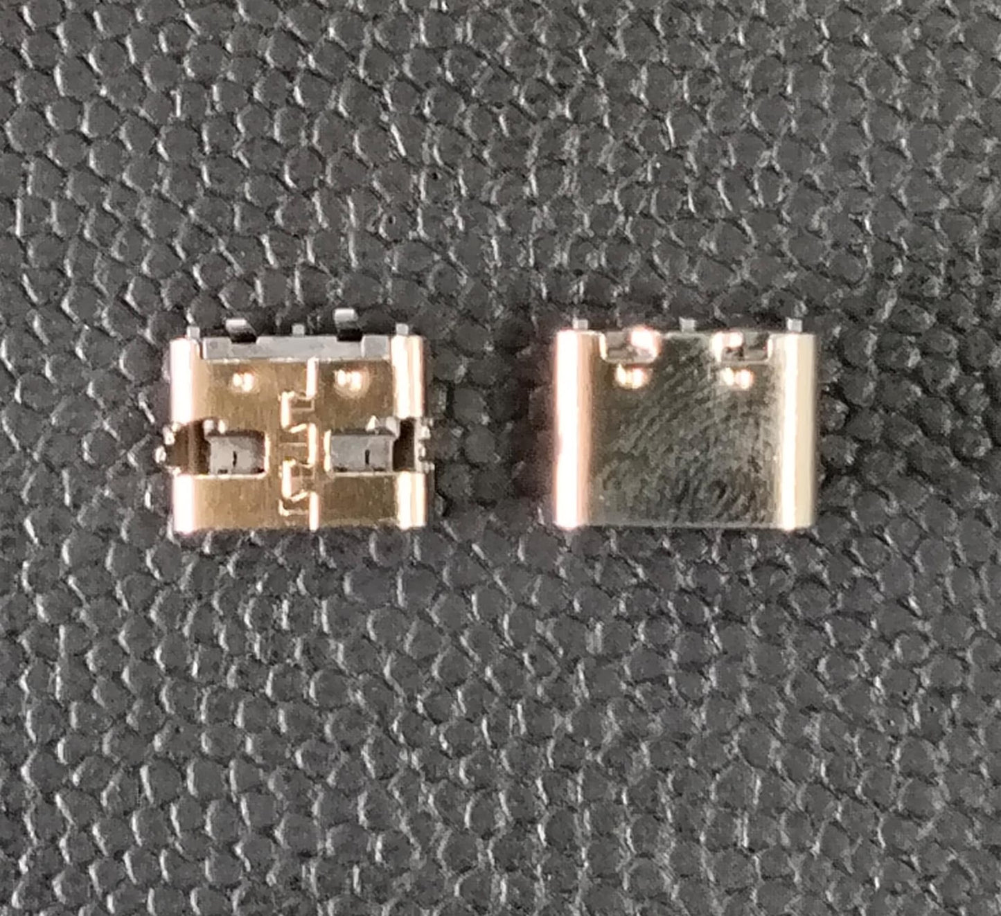 021N-4BVC45  2 PIN USB type C female CONNECTOR A1970