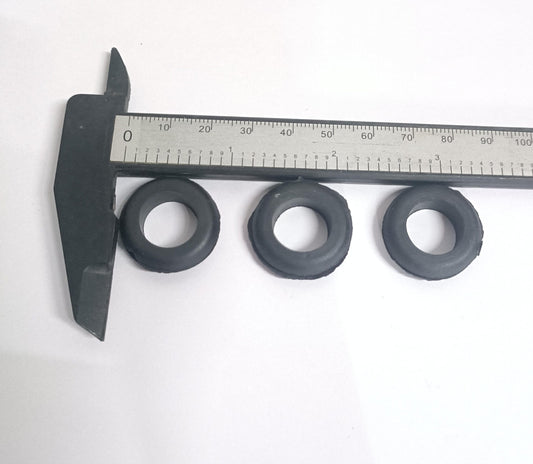 24x13mm 13mm hole grommet ET7341