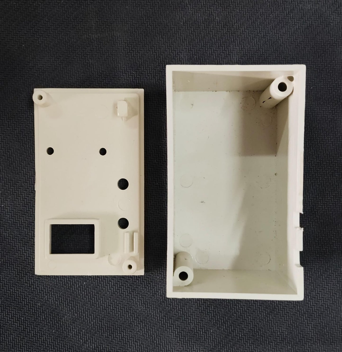 PNT CABINET 10x5x5CM -E19  ET8294